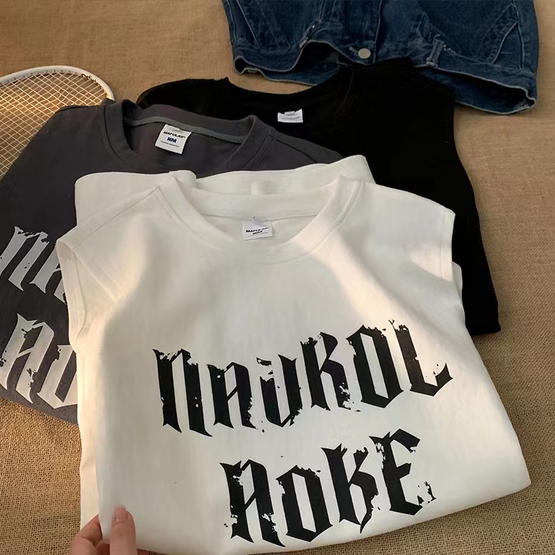 Camiseta sin mangas y camiseta - Summer Clothing Brands reseña y precio